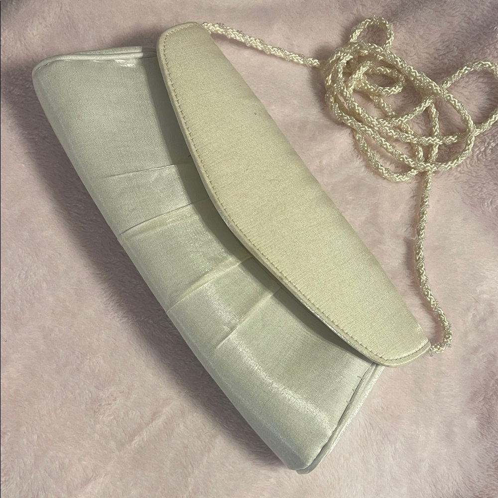 Vintage white purse